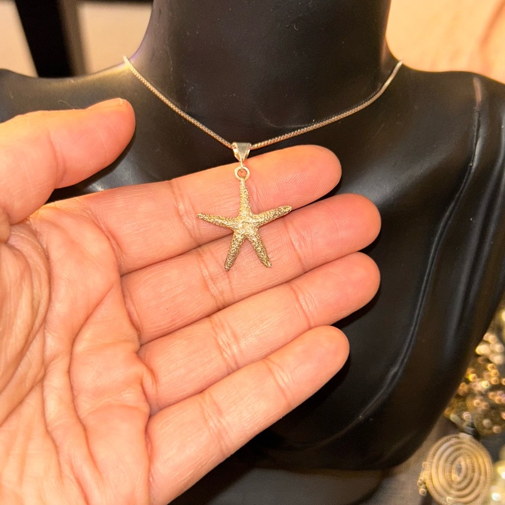 Italian Sterling Silver Starfish Pendant Necklace